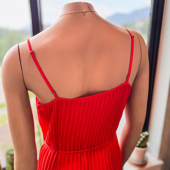 Banana Republic Poppy Red Pleated Maxi Dress-Adjustable Straps-Double Lined-SZ 8 - Picture 6 of 13